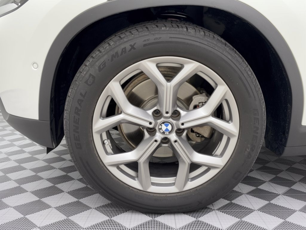 Used 2021 BMW X3 xDrive30i w/ Convenience Package AWD/4WD image 13