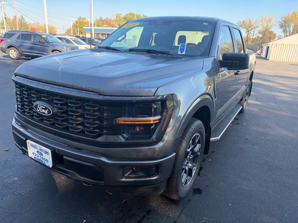 Used 2024 Ford F150 STX AWD/4WD image 3