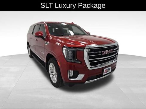 Certified 2022 GMC Yukon XL SLT w/ SLT Luxury Package image 8