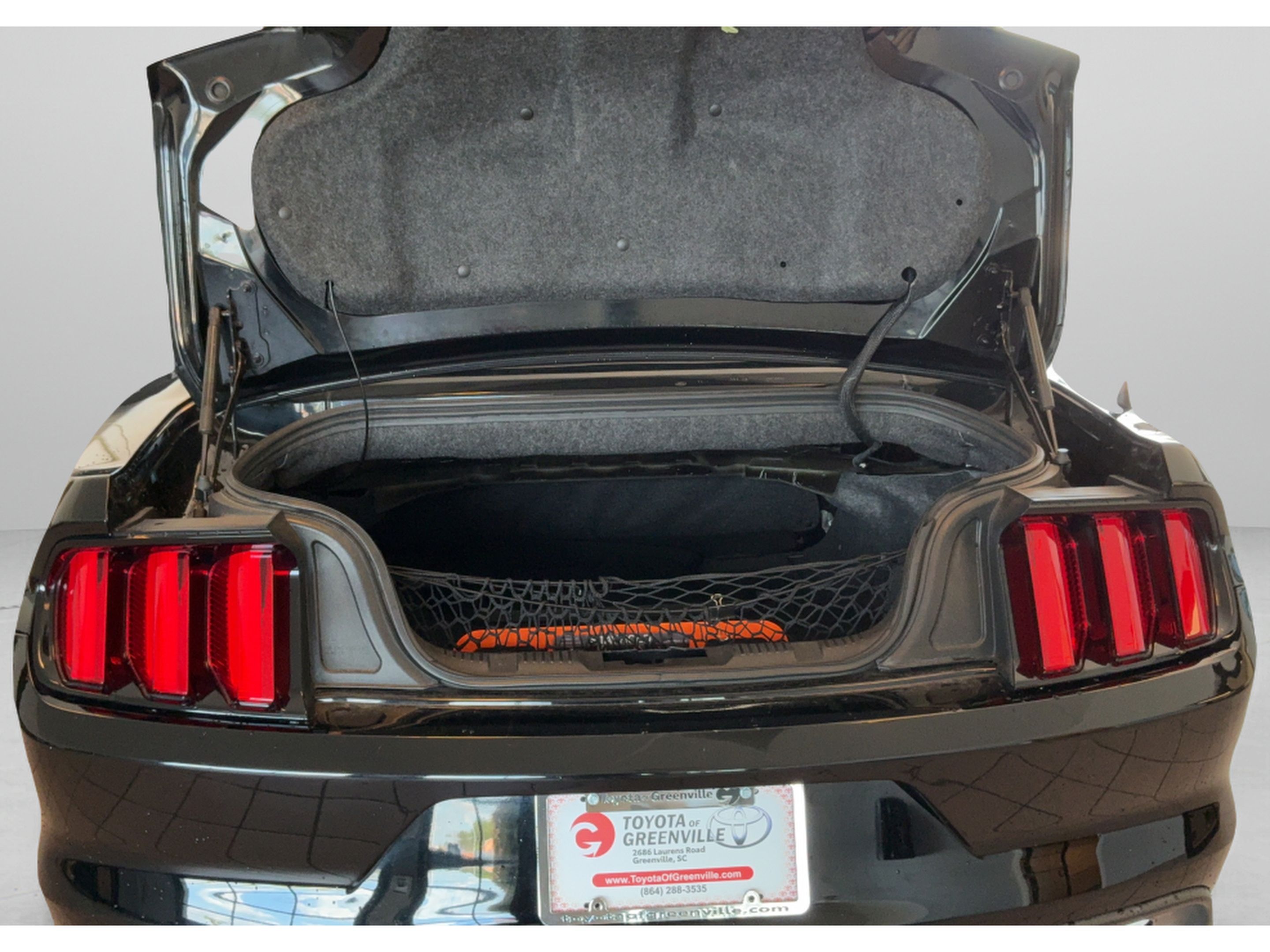 Used 2017 Ford Mustang Premium RWD image 26