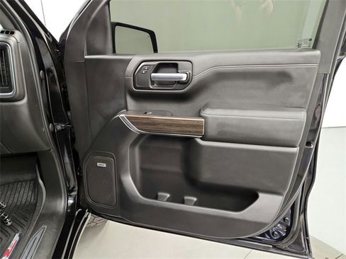 Used 2020 Chevrolet Silverado 1500 LT Trail Boss image 39