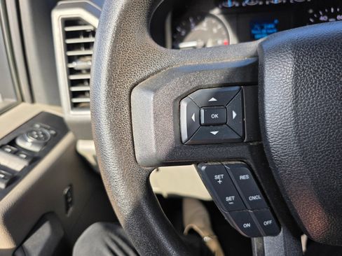 Used 2019 Ford F250 XL w/ STX Appearance Package image 14