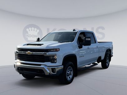 Used 2024 Chevrolet Silverado 3500 LT