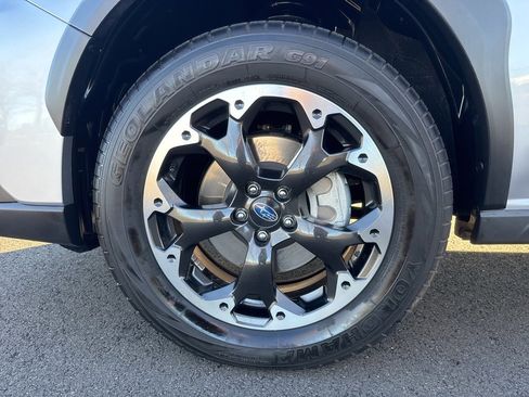 Certified 2023 Subaru Crosstrek 2.0i image 9