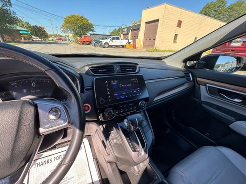 Used 2019 Honda CR-V Touring image 21