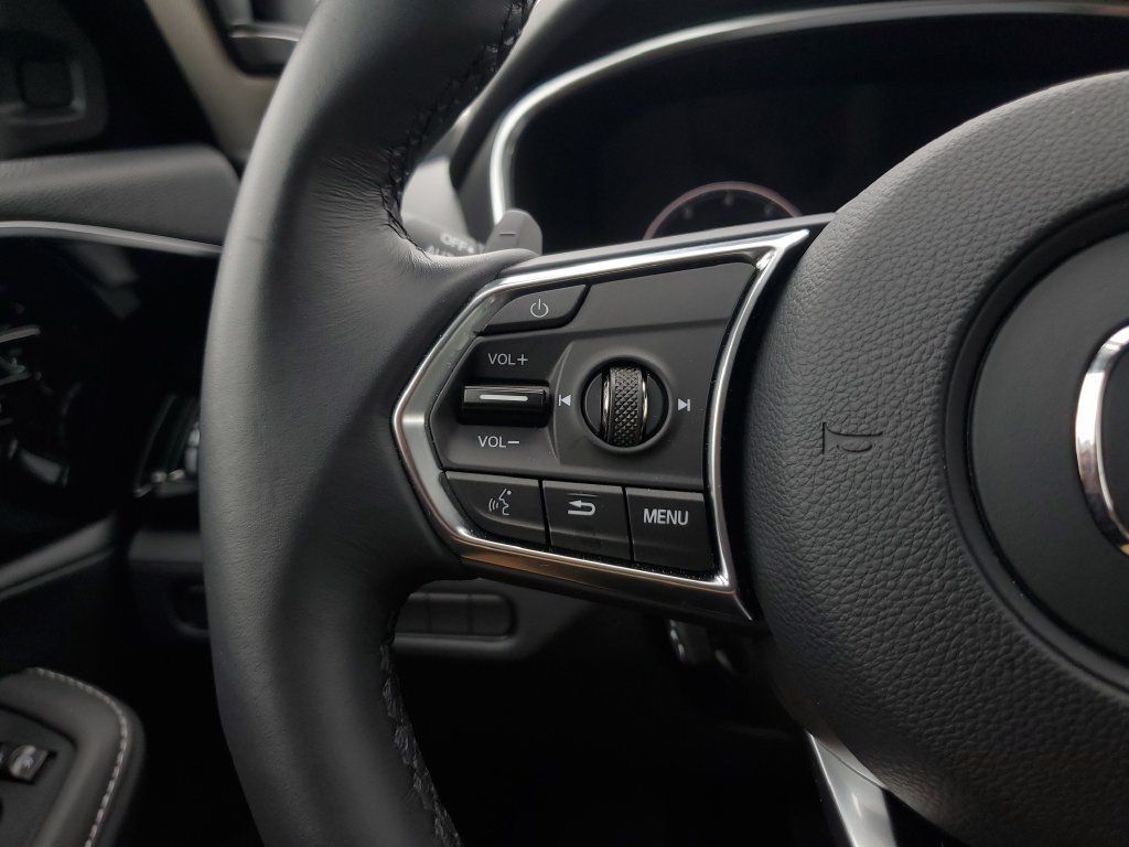 Certified 2026 Acura MDX w/ Technology Package FWD image 22