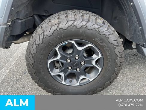 Used 2023 Jeep Wrangler Unlimited Rubicon 4xe AWD/4WD image 11