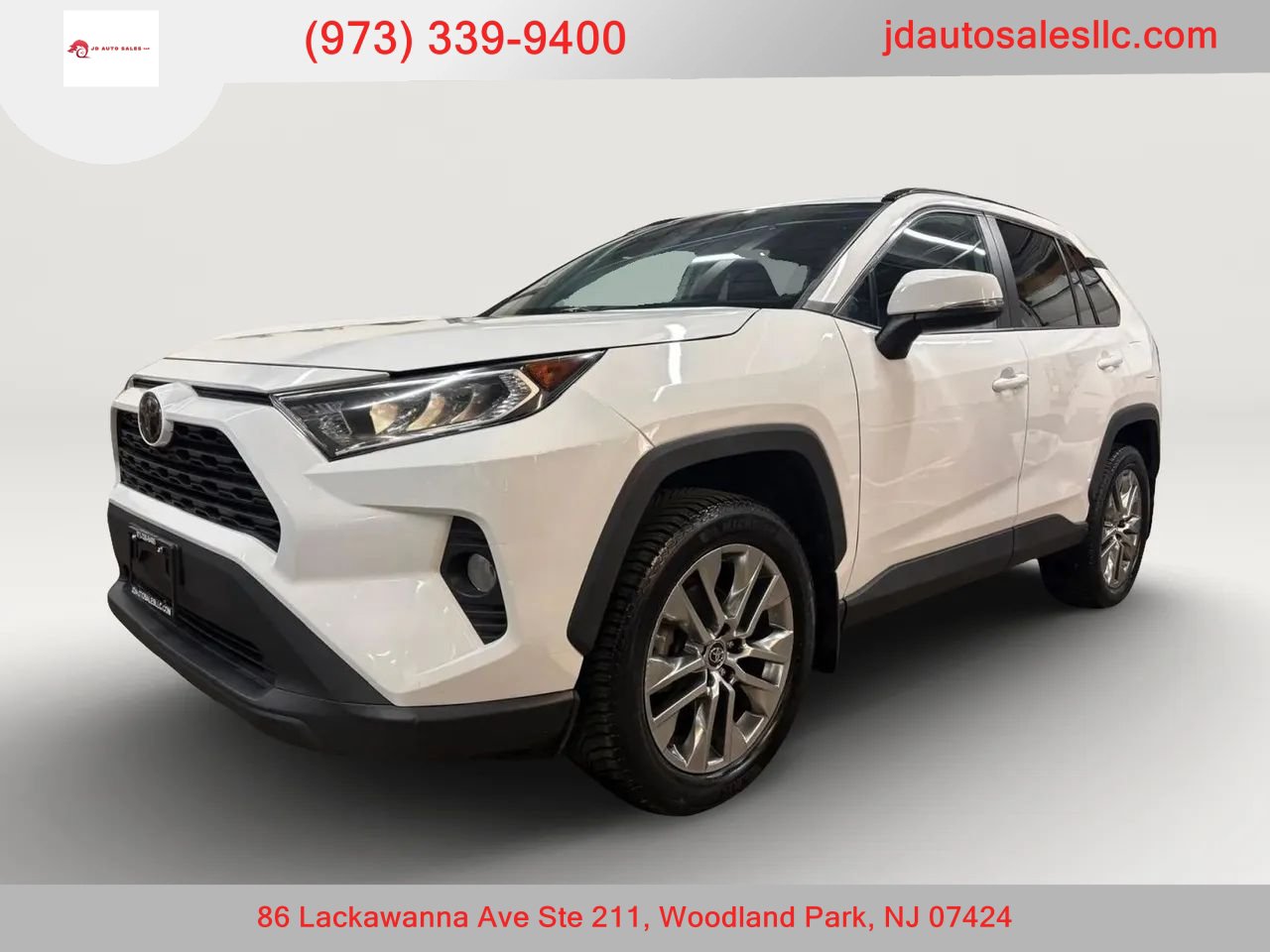 Used 2019 Toyota RAV4 XLE Premium w/ Cold Weather Package AWD/4WD image 1