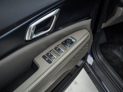 New 2026 Kia Carnival FWD image 19