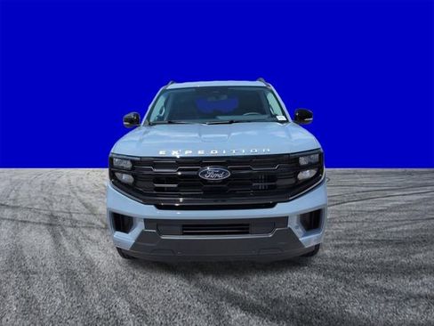 New 2026 Ford Expedition Max Active RWD image 9