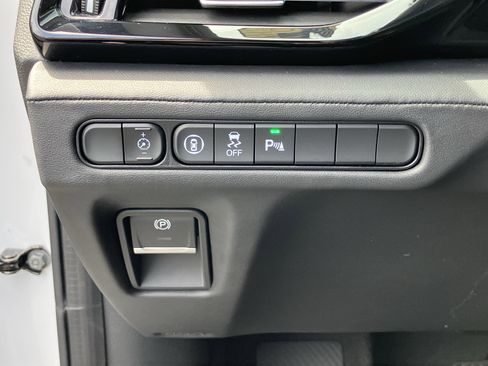 Used 2024 Acura MDX SH-AWD w/ Technology Package image 19