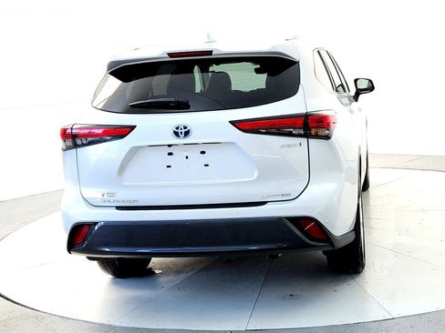 Used 2022 Toyota Highlander Limited image 5