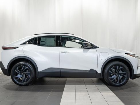 New 2026 Toyota C-HR AWD/4WD image 3