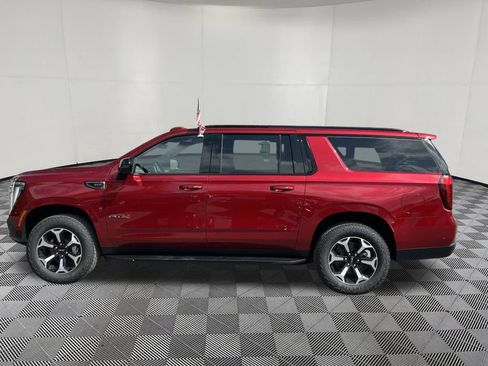 New 2026 GMC Yukon XL AT4 w/ LPO, Floor Liner Package AWD/4WD image 2