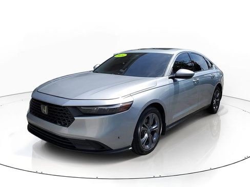 Used 2024 Honda Accord EX image 3