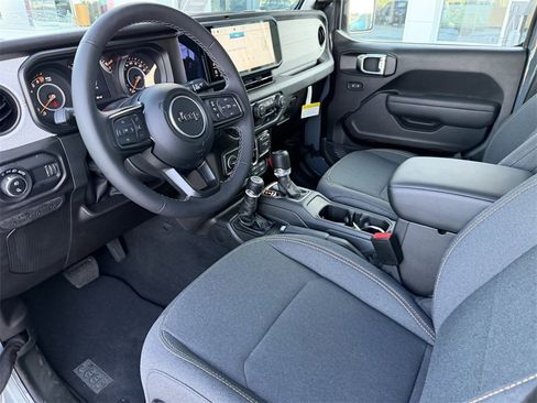 New 2026 Jeep Gladiator Sport image 11