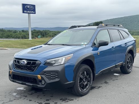 Certified 2025 Subaru Outback Wilderness AWD/4WD image 5