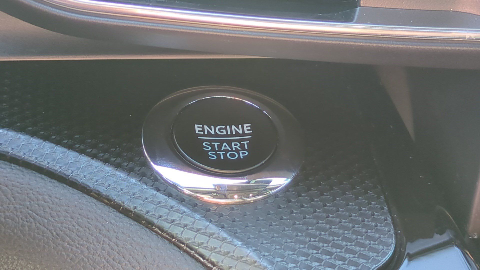Used 2023 Ford Explorer ST w/ Equipment Group 401A AWD/4WD image 23
