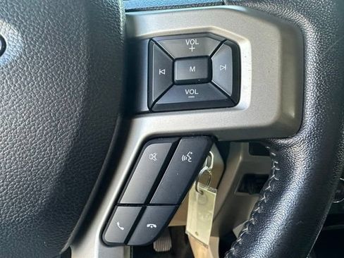 Certified 2018 Ford F250 Lariat w/ Lariat Value Package AWD/4WD image 23