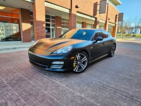 Used 2011 Porsche Panamera image 3