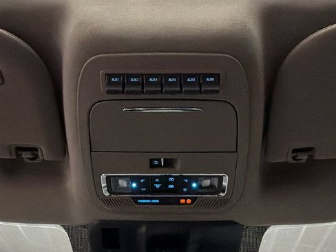 Used 2026 Ford F450 Platinum w/ Platinum Plus Package AWD/4WD image 37