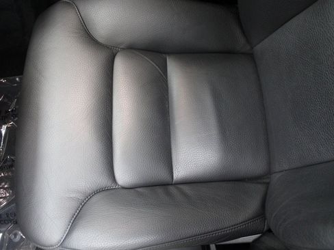 Used 2022 Volvo V60 T5 Cross Country w/ Climate Package image 18