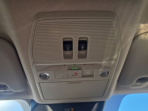 New 2026 Nissan Kicks SR image 23