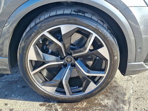 Used 2023 Audi RS Q8 image 8