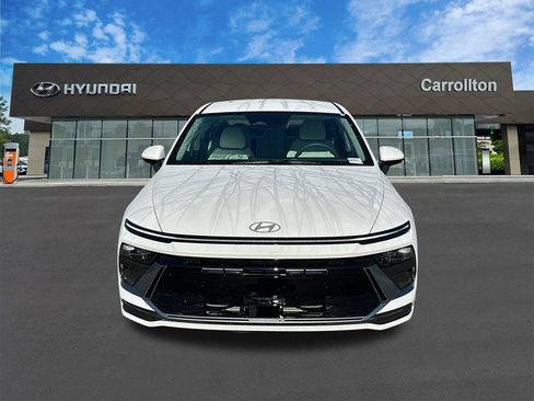 New 2025 Hyundai Sonata SE image 2