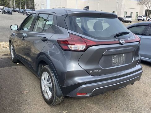 Used 2024 Nissan Kicks S image 3