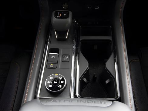 Used 2024 Nissan Pathfinder Rock Creek image 27