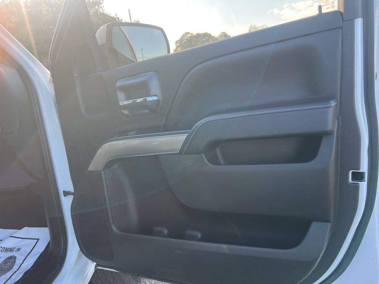 Used 2018 Chevrolet Silverado 1500 LT w/ Texas Edition RWD image 26