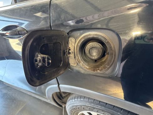 Used 2016 Honda Pilot EX image 10