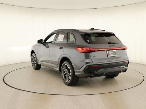 New 2026 Audi Q5 2.0T AWD/4WD image 4