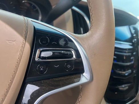 Used 2018 Cadillac Escalade ESV Platinum image 17