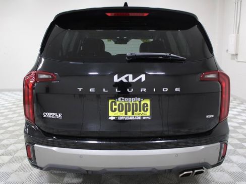 Used 2025 Kia Telluride S AWD/4WD image 11