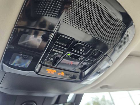 Used 2025 Lexus RX 350 image 34