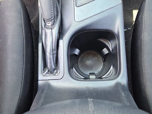 Used 2016 Toyota RAV4 LE FWD image 18