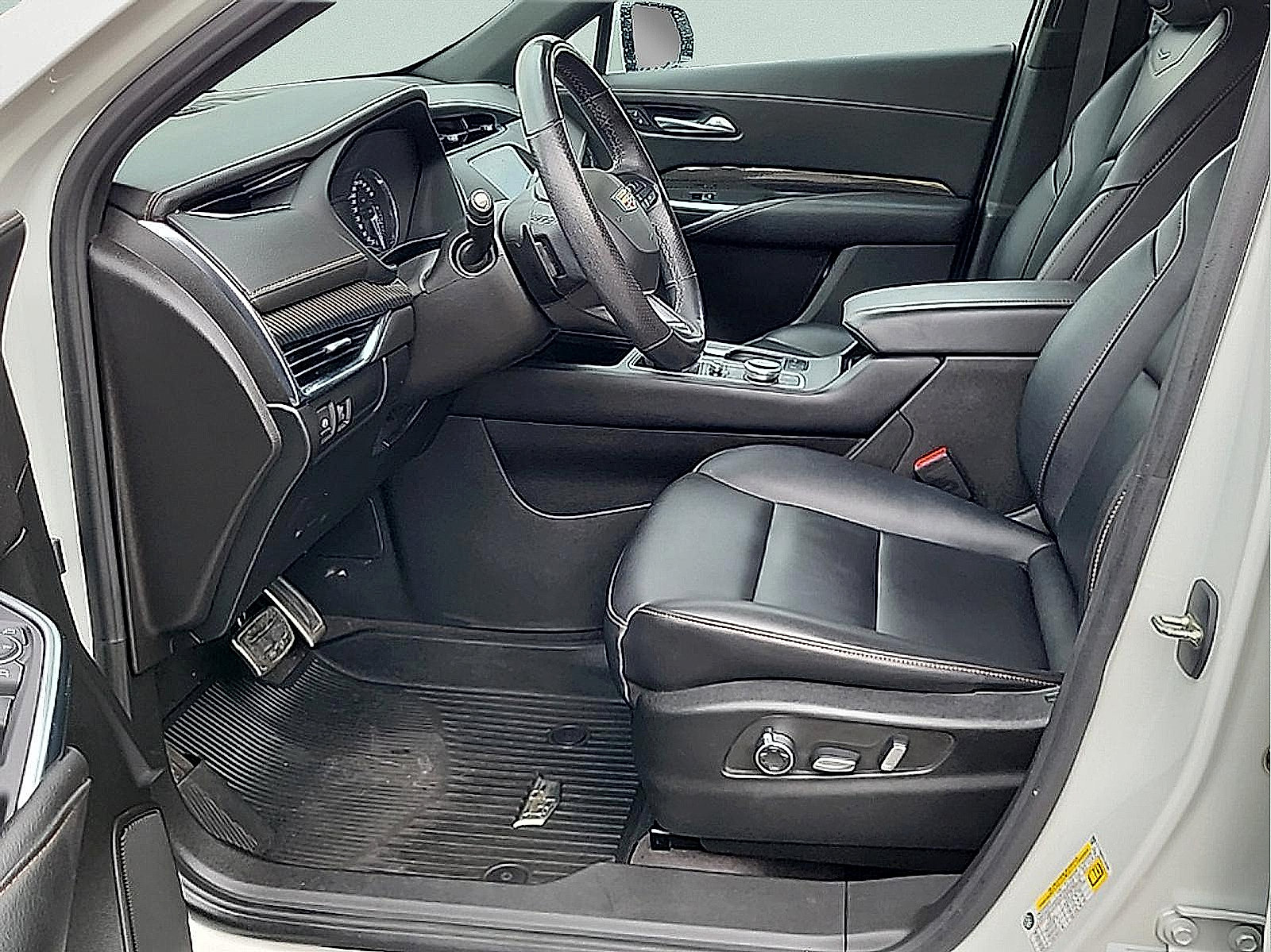 Used 2023 Cadillac XT4 Sport AWD/4WD image 11