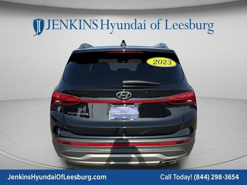 Used 2023 Hyundai Santa Fe SEL FWD image 4