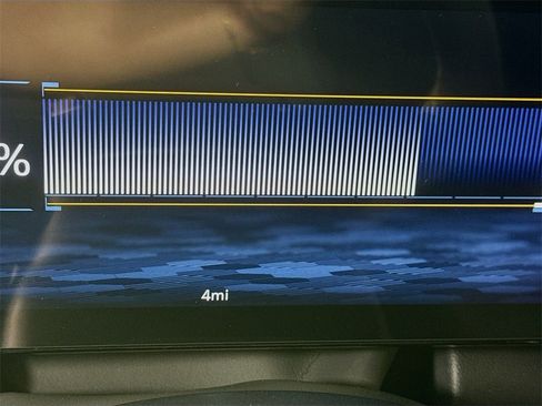 New 2026 Chevrolet Equinox EV LT image 7