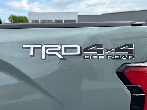 New 2026 Toyota Tundra Limited AWD/4WD image 9