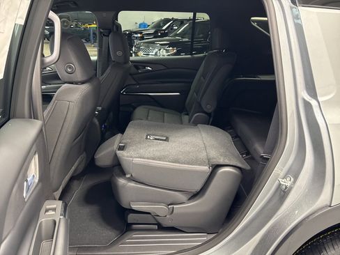 New 2026 Chevrolet Traverse LT image 33