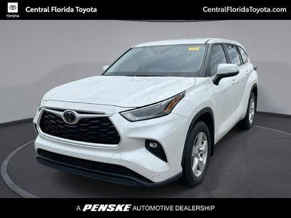 Used 2024 Toyota Highlander LE
