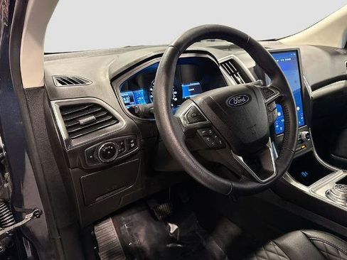 Certified 2023 Ford Edge Titanium w/ Equipment Group 301A AWD/4WD image 8