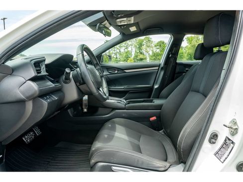 Used 2019 Honda Civic Sport image 11