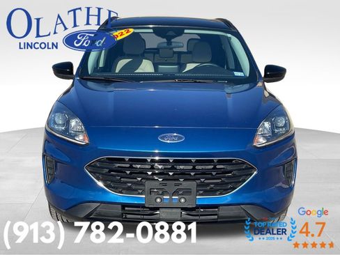 Used 2022 Ford Escape SE w/ SE Sport Appearance Package image 8