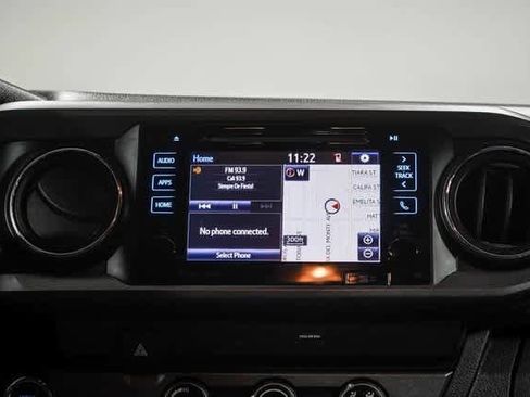 Used 2019 Toyota Tacoma TRD Sport w/ Technology Package image 14