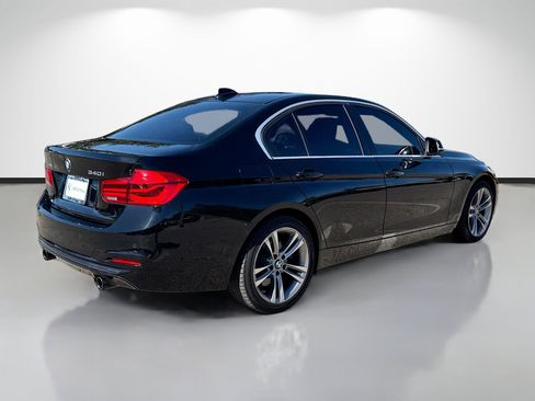 Used 2016 BMW 340i xDrive 340i xDrive image 3