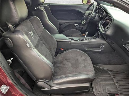 Used 2020 Dodge Challenger R/T Scat Pack w/ Dynamics Package image 17